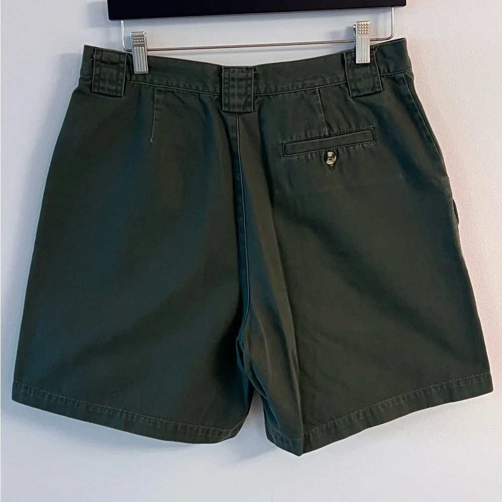 LIKE NEW DRESS BARN 100% COTTON WOMENS CARGO STYLE SHORTS SIZE 12 KHAKI GREEN - Picture 6 of 7